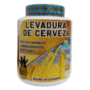 🌟 Principales Beneficios de la Levadura de CervezaEl consumo de Levadura de Cerveza como suplemento se asocia con una amplia gama de beneficios para la salud:Área de BeneficioExplicación y PropiedadesPiel, Cabello y UñasLos nutrientes (especialmente las proteínas y las vitaminas del complejo B) fortalecen y mejoran el aspecto del cabello, la piel y las uñas. Puede ser útil como coadyuvante en el tratamiento del acné y los eccemas.Salud DigestivaSu contenido de fibra y su acción como probiótico (en su forma activa, aunque la mayoría de los suplementos están pasteurizados) ayudan a:Mejorar la digestión.Combatir el estreñimiento.Restaurar la flora intestinal.Energía y VitalidadLas vitaminas del complejo B apoyan el metabolismo energético, lo que contribuye a aumentar la vitalidad, combatir la fatiga crónica y es un buen complemento para deportistas o personas con déficits nutricionales.Sistema InmunológicoSus vitaminas y minerales ayudan a fortalecer el sistema inmune, colaborando en la prevención de enfermedades.Regulación MetabólicaEl mineral cromo presente en la levadura ayuda a regular los niveles de azúcar en sangre (glucosa). También puede ayudar a reducir el colesterol LDL (colesterol "malo") y los triglicéridos.