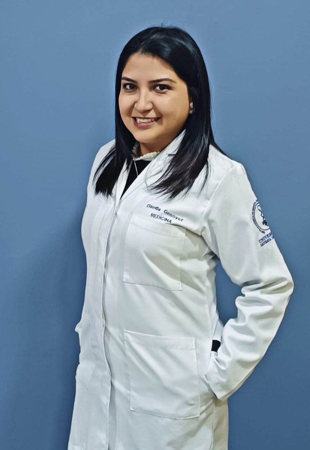 Claudia Estefanía Genovés Orellana Medico General Cuidados Terapeuticos del adulto mayor Actividades recreativas para adultos mayores